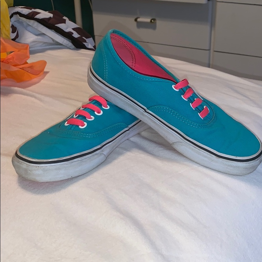 vans